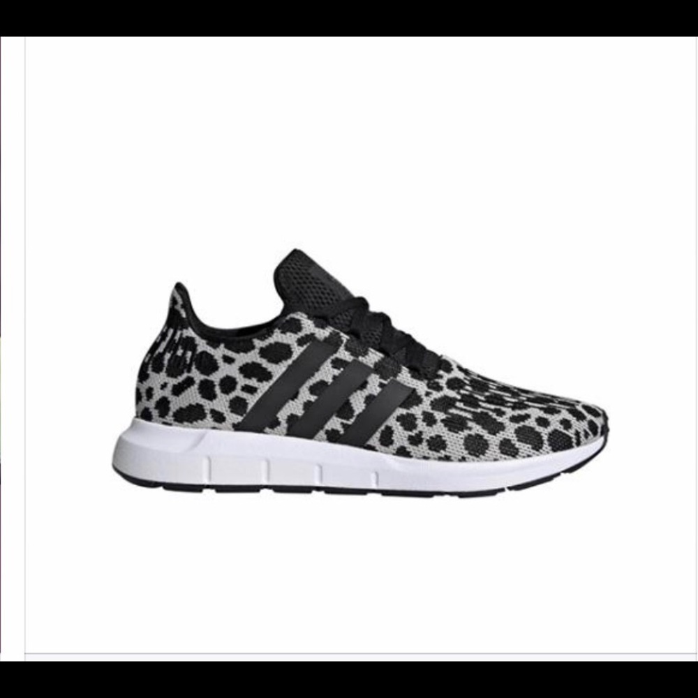 Adidas Swift Run Shoes NEW IN BOX
